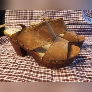 JustFab Tan Suede Platform Mules